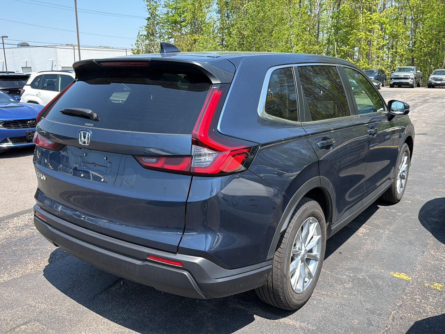 Used 2025 Canyon River Blue Metallic Honda EX image 6