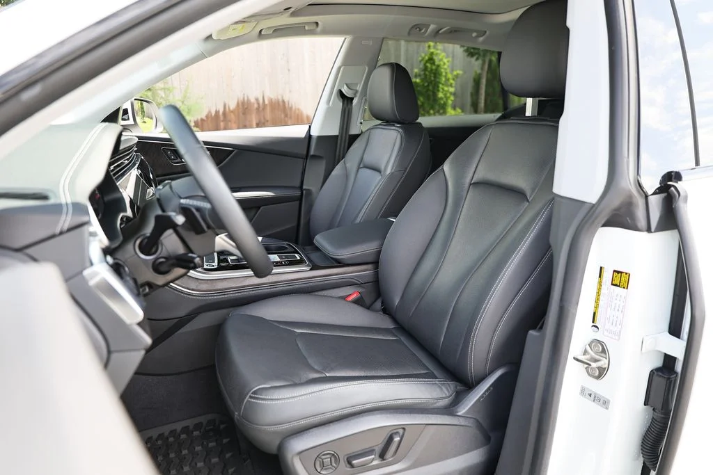 Used 2023 Carrara White Audi 55 Premium Plus image 19