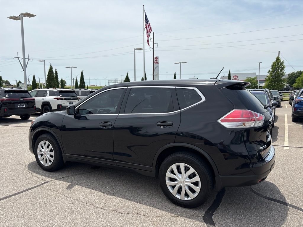 Used 2016 Black Nissan S image 5