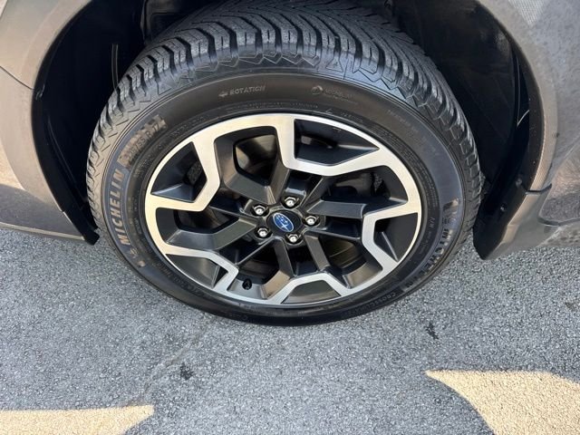 Used 2017 Gray Subaru 2.0i Limited image 17