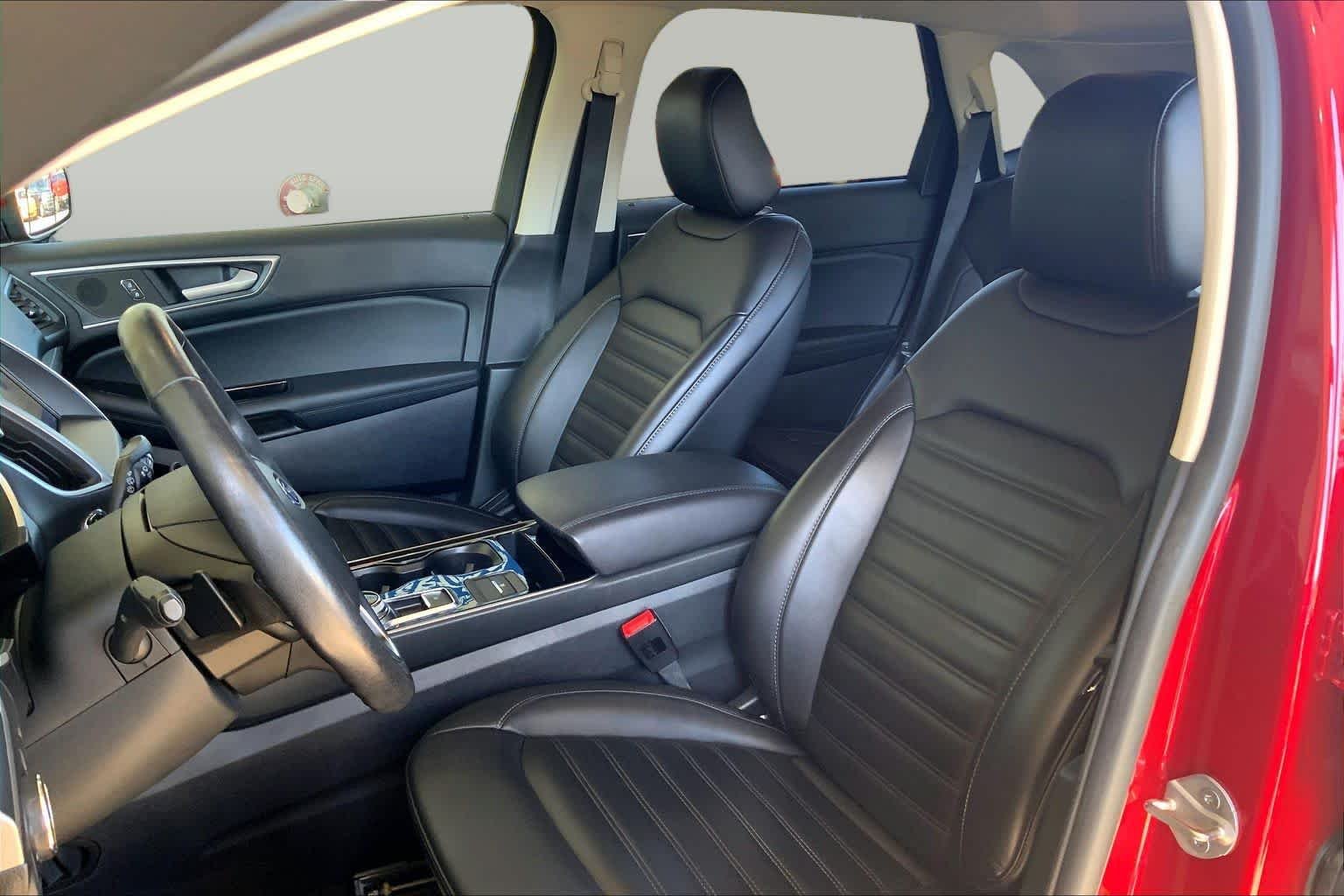 Used 2020 Rapid Red Metallic Tinted Clearcoat Ford SEL image 8