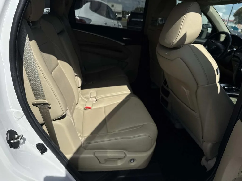 Certified Used 2020 White Acura Technology image 9