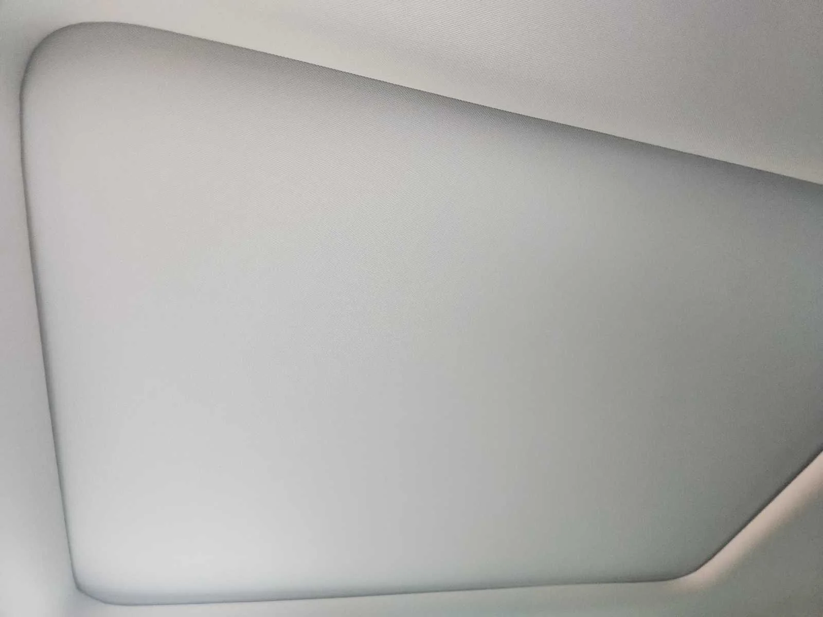 New 2027 RADIANT WHITE INFINITI Luxe FWD image 19