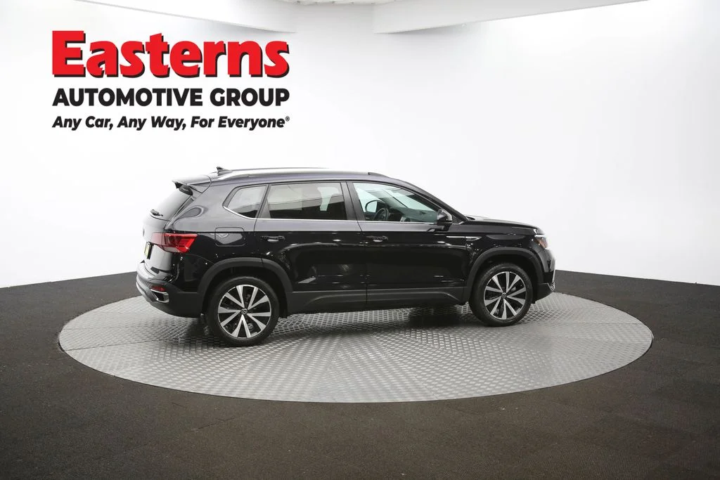 Used 2024 Black Volkswagen 1.5T SE image 42
