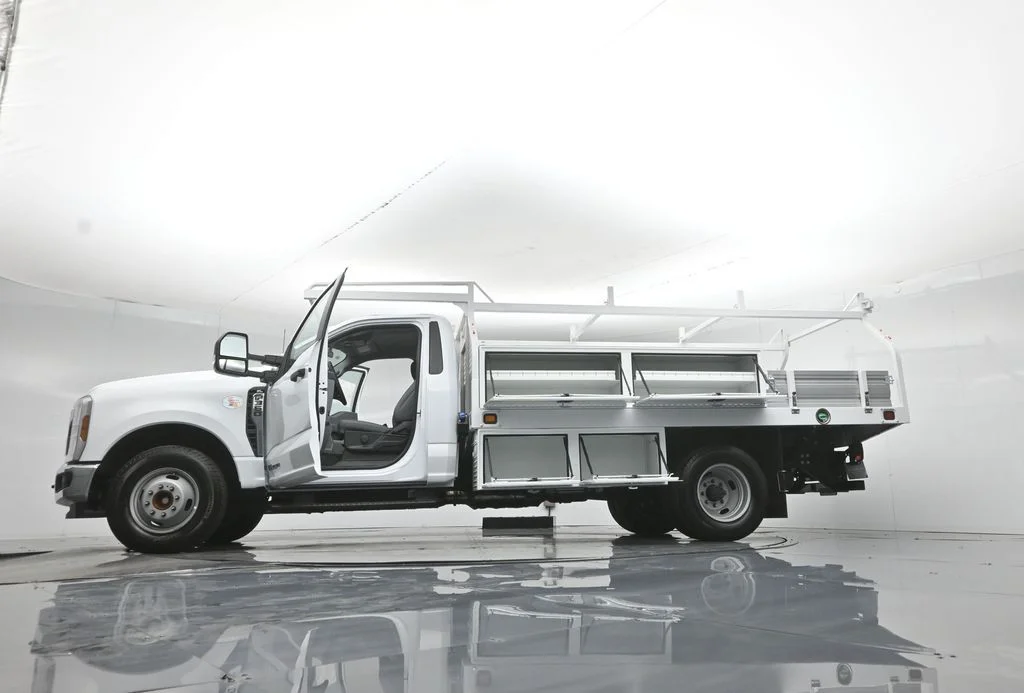 New 2025 White Ford XL image 7