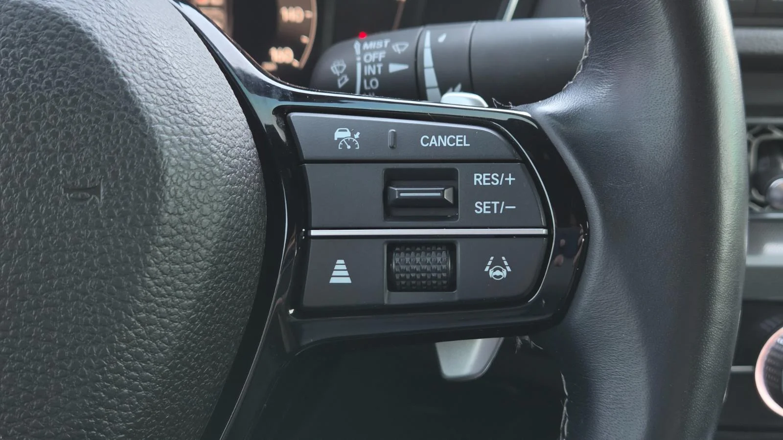 Used 2024 Liquid Carbon Metallic Acura w/A-SPEC image 29