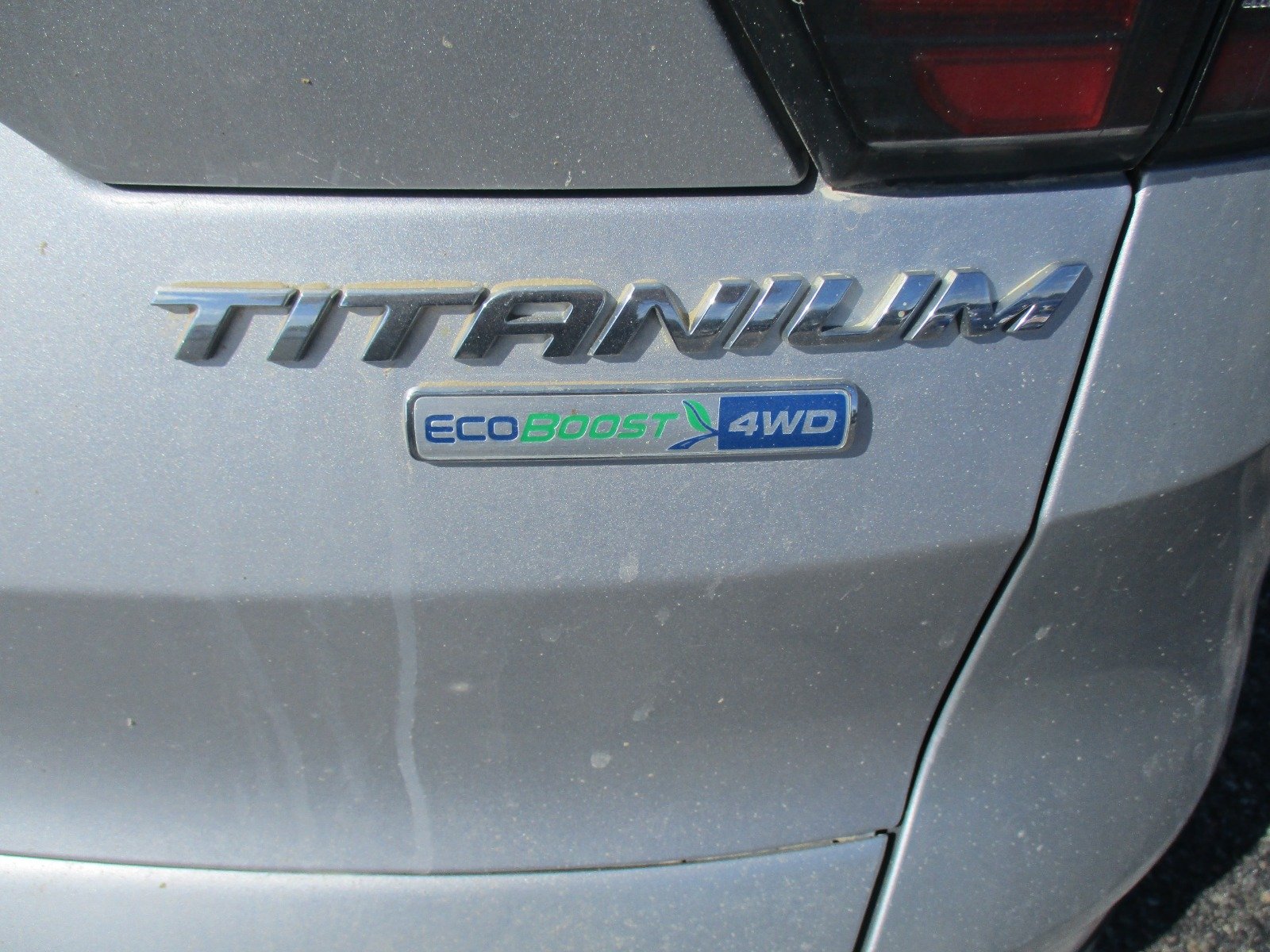 Used 2017 SILVER Ford Titanium image 5