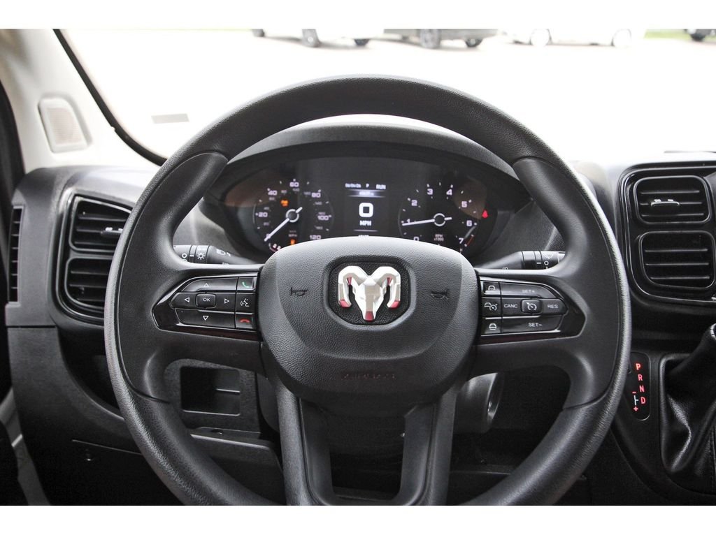 Used 2025 White Ram Base image 16