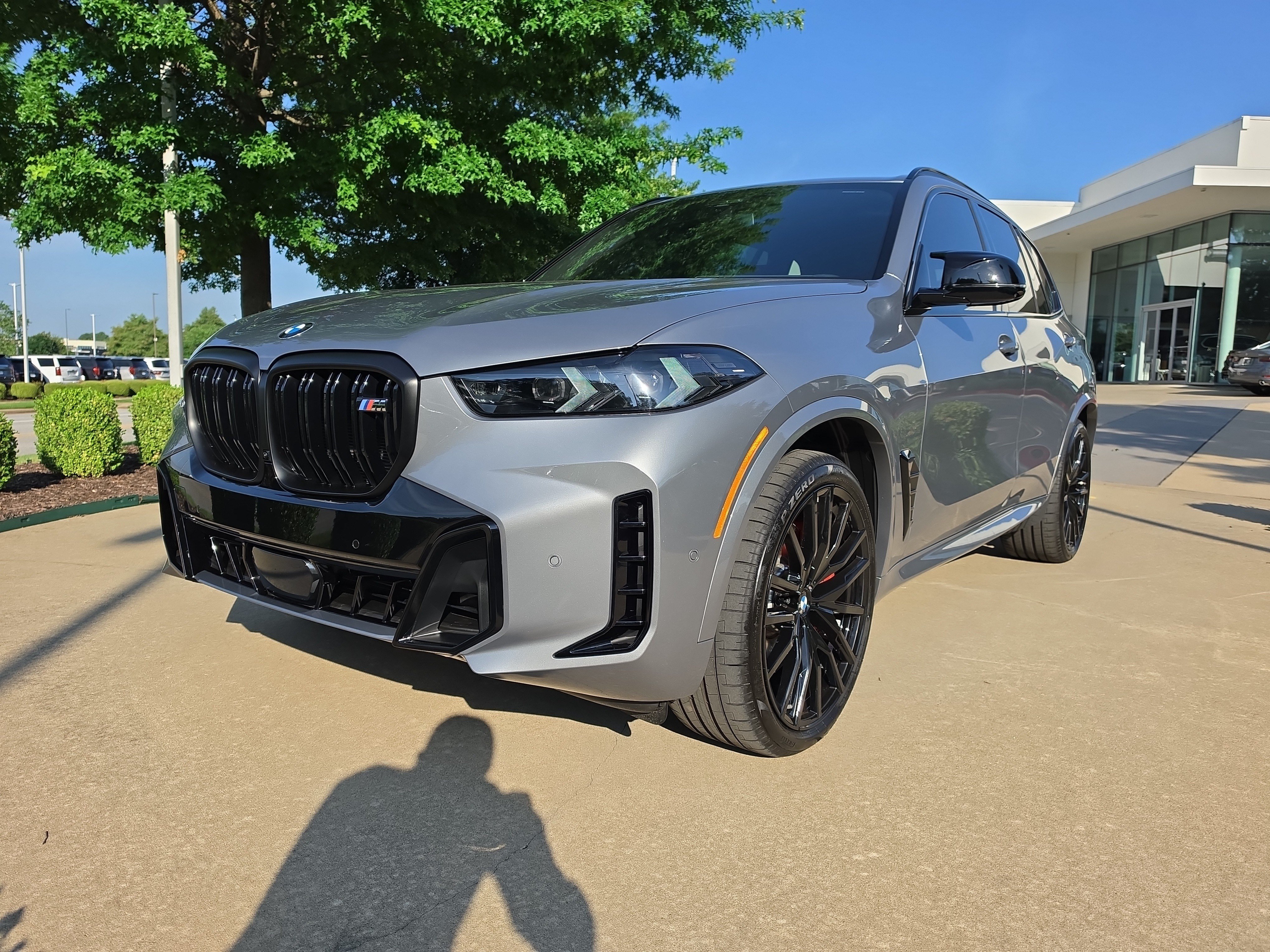 2026 BMW X5 M60i's photo