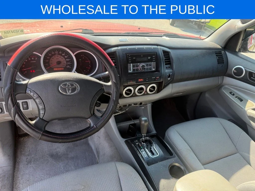 Used 2009  Toyota Base image 7