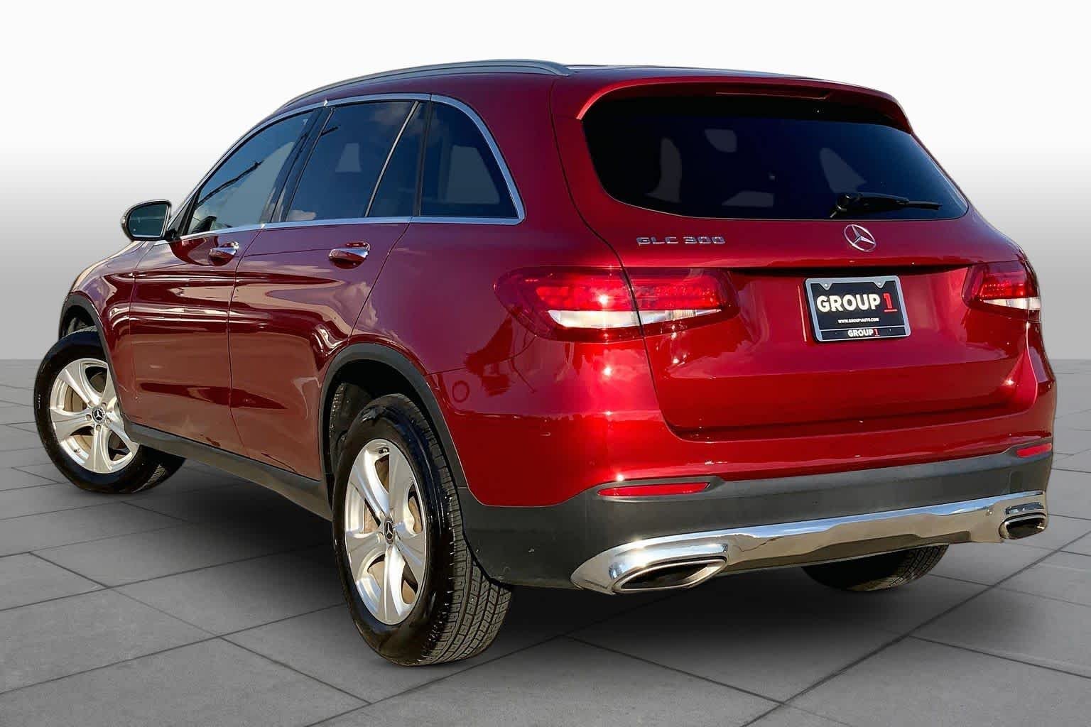 Used 2017 designo Cardinal Red Metallic Mercedes-Benz GLC 300 image 11