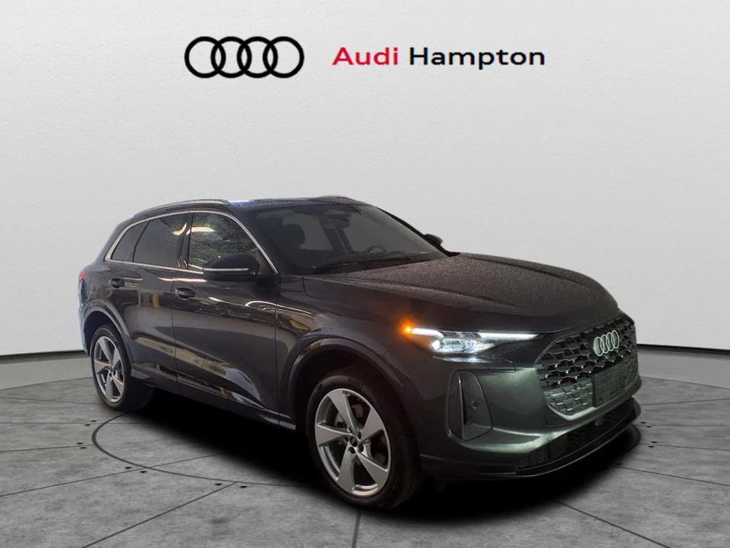 2025 Audi Q5 40 Premium Plus's photo