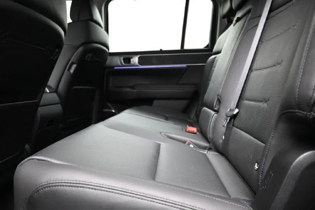 Used 2025 Black Hyundai Limited image 11