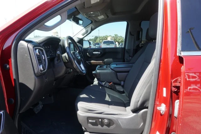 Used 2021 RED GMC SLE image 12