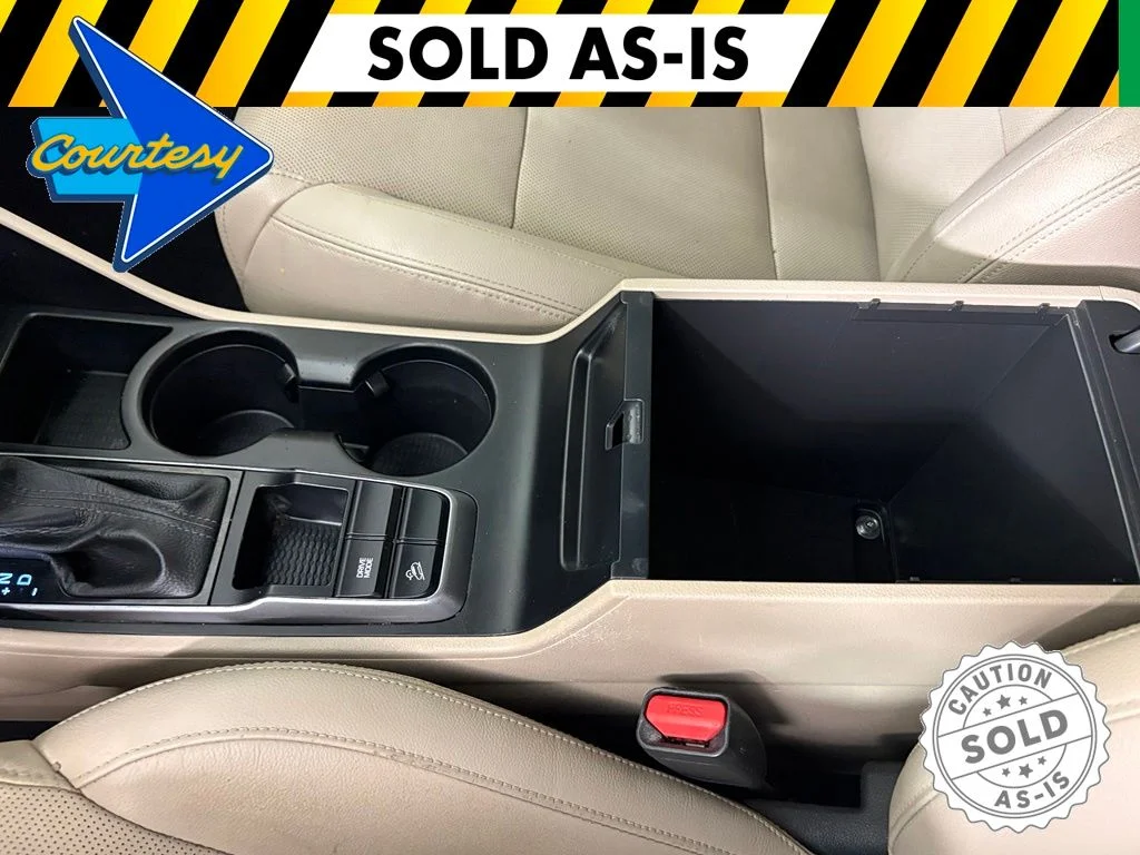 Used 2018 Black Hyundai SEL Plus image 30