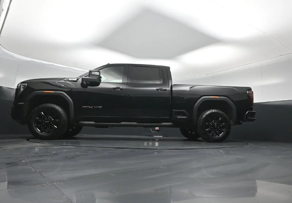 Used 2024 Black GMC AT4 image 45