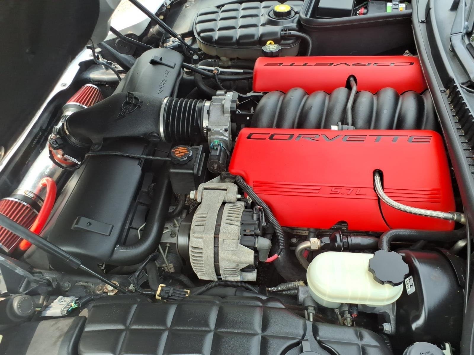 Used 2001 Quicksilver Metallic Chevrolet  image 31