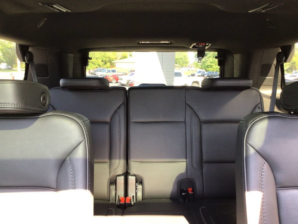 2024 GMC Yukon Denali - Photo 36