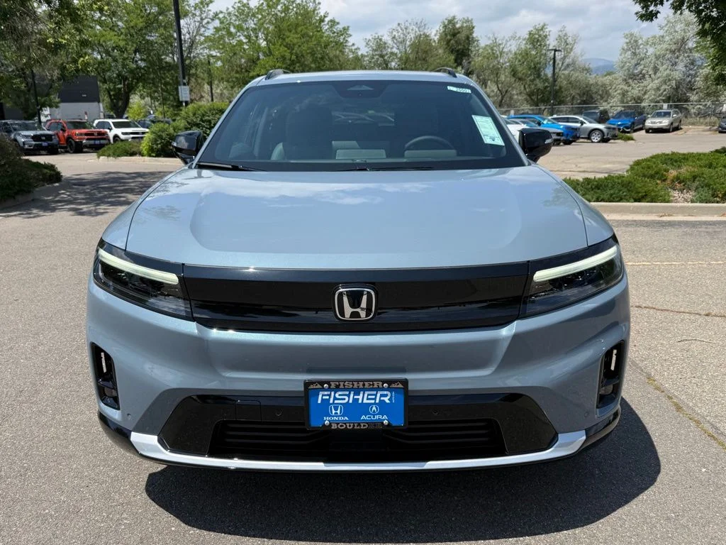 New 2026 Sonic Gray Pearl Honda Touring image 10