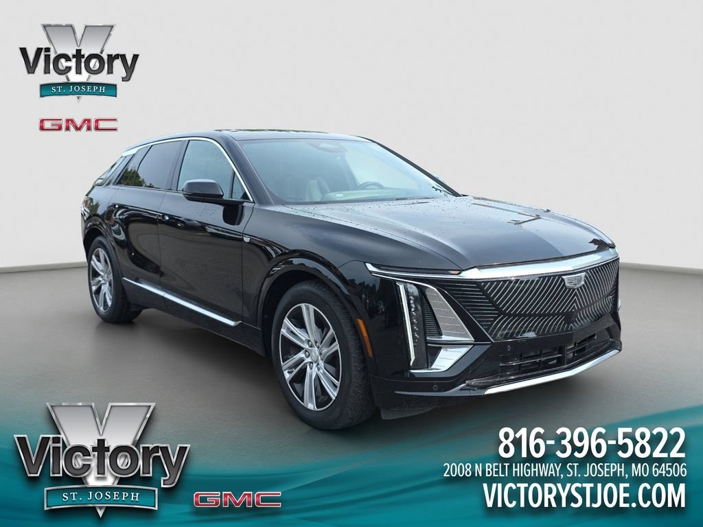 2024 Cadillac Lyriq Tech