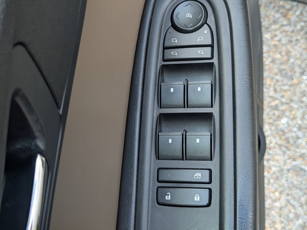 Used 2017 Silver GMC Limited image 14