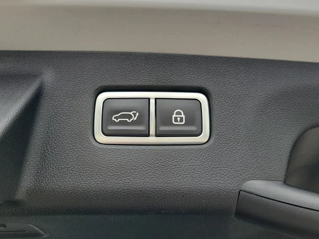 Certified Used 2022 Gray Kia SX image 31