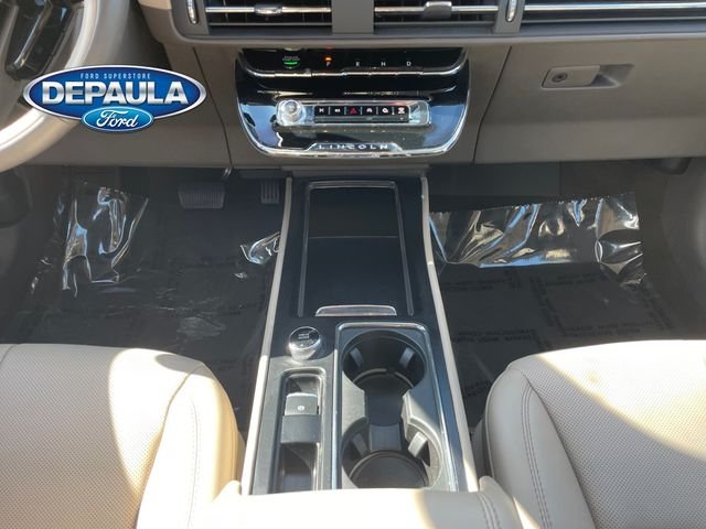 Used 2023 Blue Lincoln Standard image 14