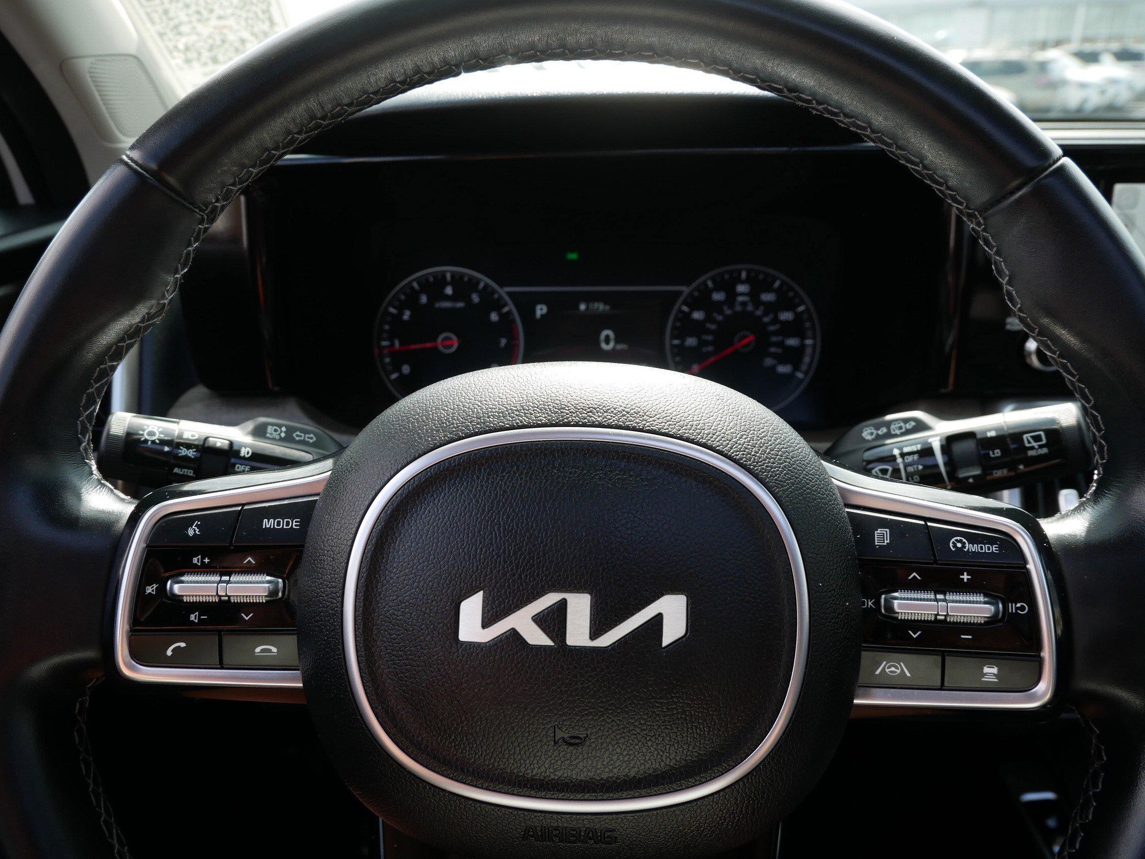 Used 2023 Glacial White Pearl Kia X-Line EX image 25