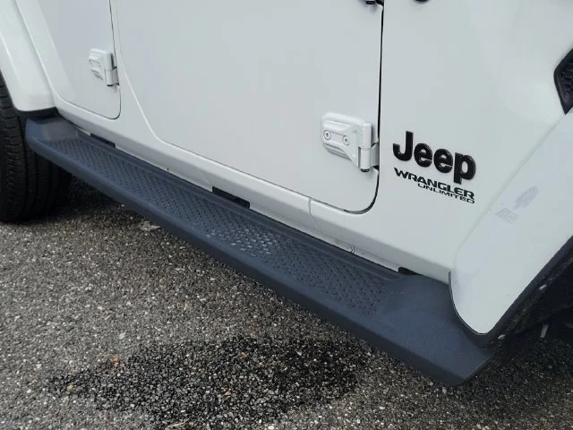2022 Jeep Wrangler Unlimited High Altitude - Photo 7