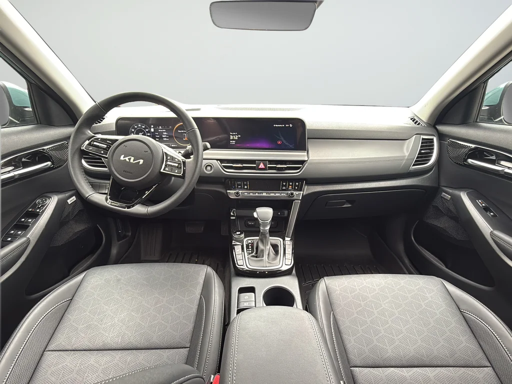 Used 2026 Blue Kia SX image 14
