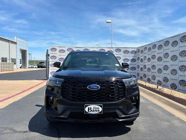New 2026 Black Metallic Ford ST-Line image 3
