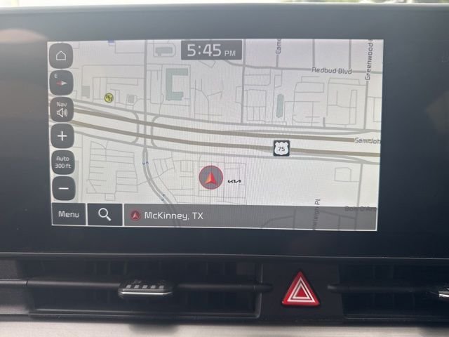 Used 2023 White Kia EX image 10