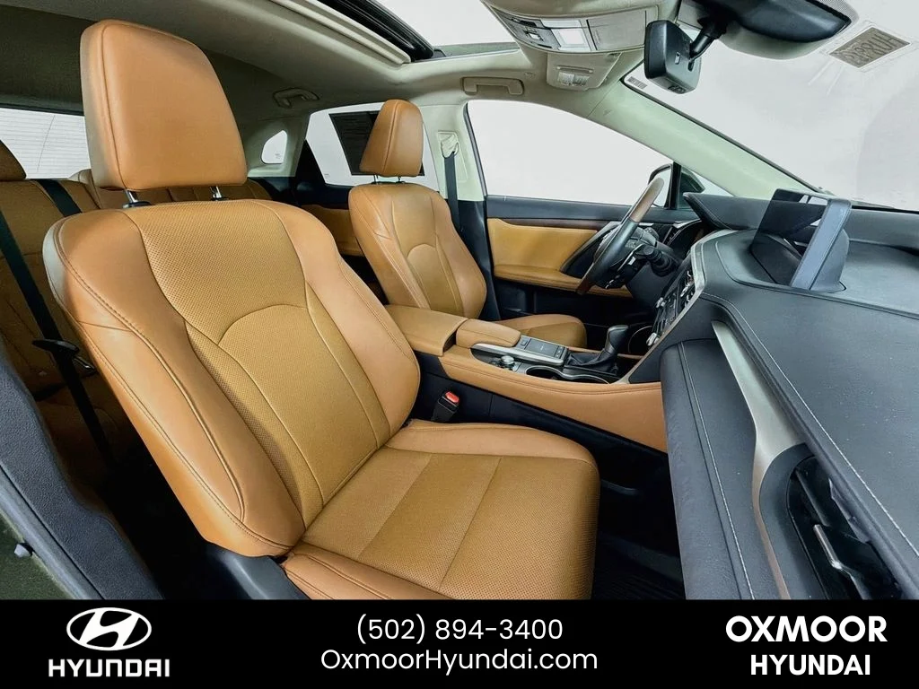 Used 2022 Nori Green Pearl Lexus  image 28