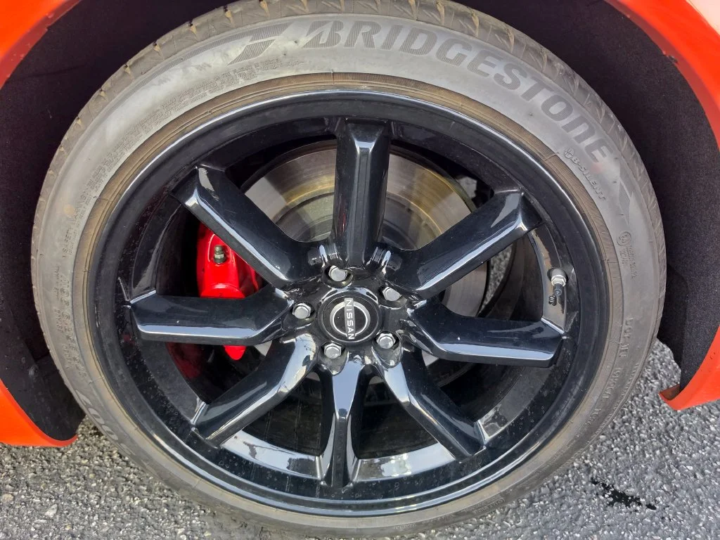 Certified Used 2024 Orange Nissan Performance image 9