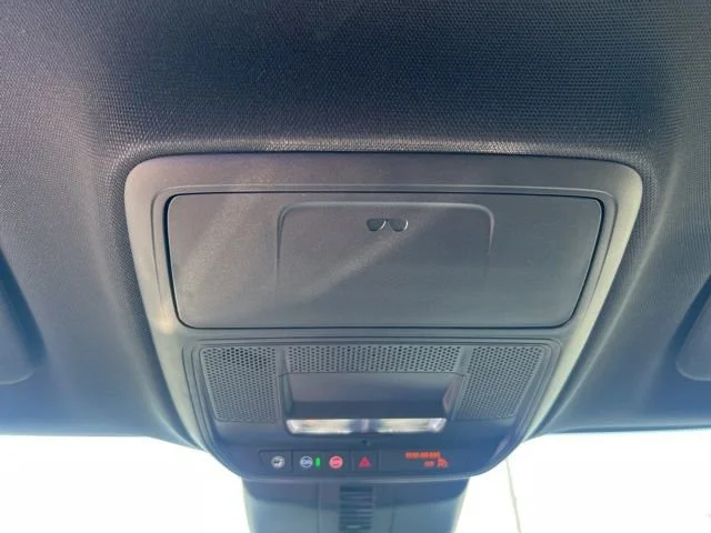 2026 GMC Acadia Elevation - Photo 30