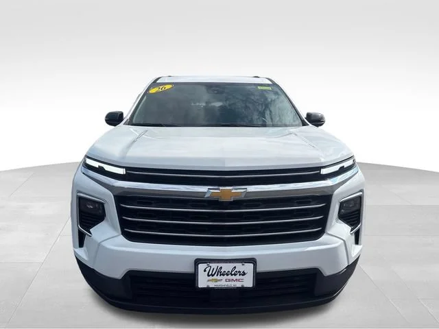 Used 2026 Summit White Chevrolet LT image 10