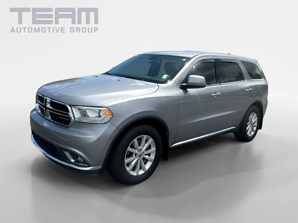 Used 2019 Silver Dodge SXT image 3
