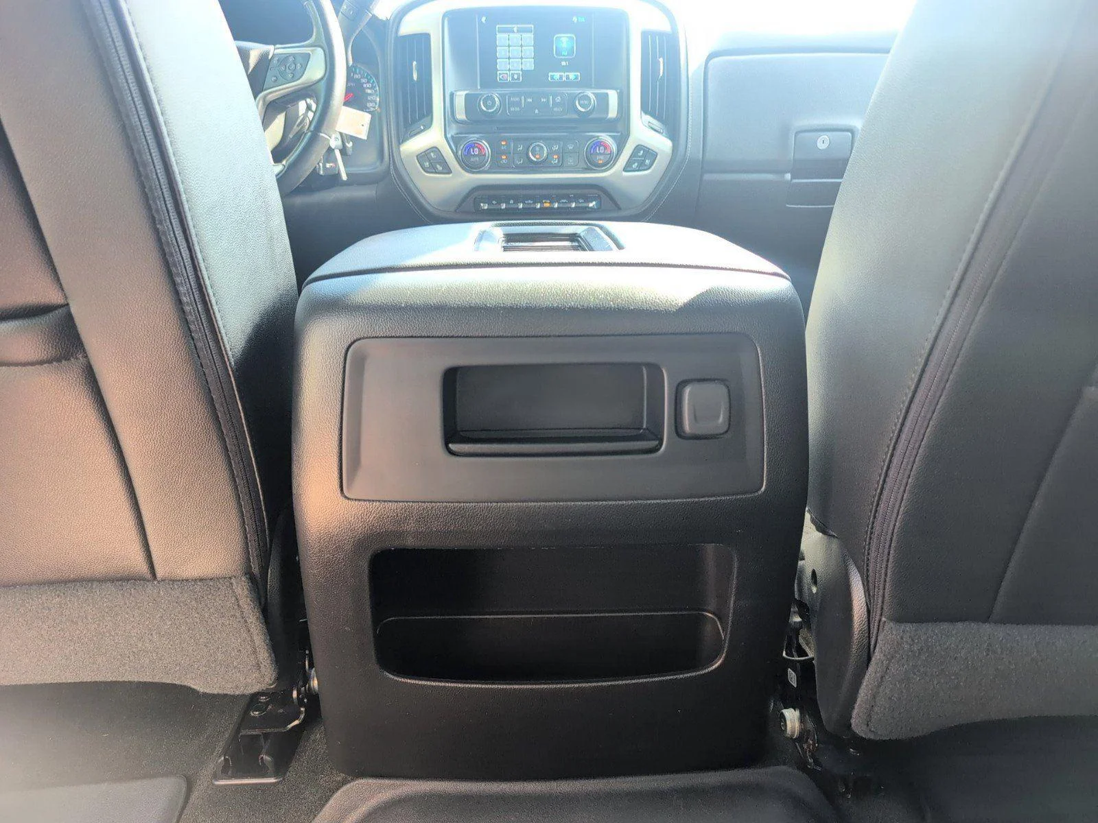 Used 2018 Quicksilver Metallic GMC SLT image 34