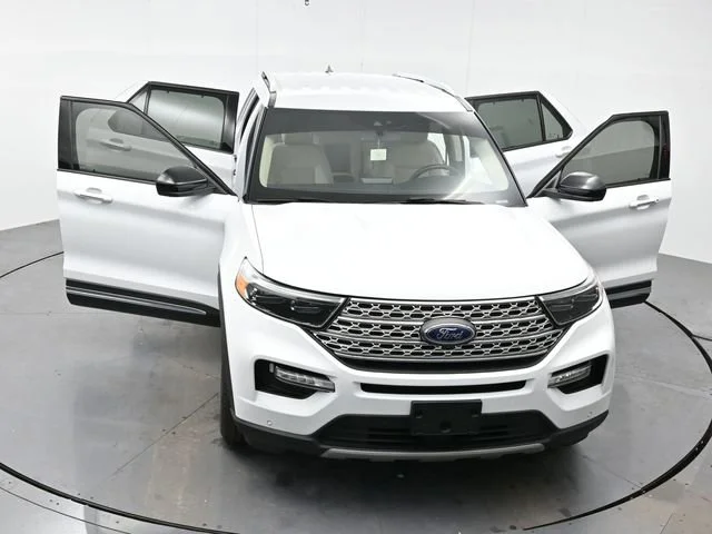 Used 2023 Oxford White Ford Limited image 47