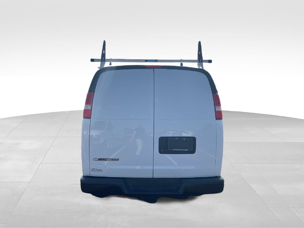 Used 2020 White Chevrolet Work Van image 4