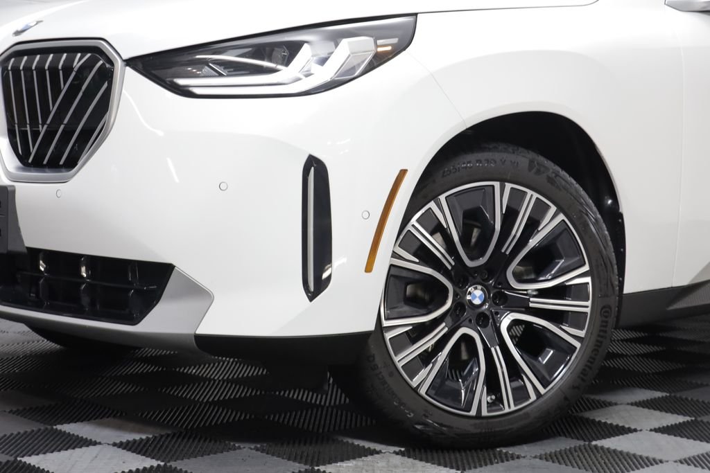 Certified Used 2026 Alpine White BMW 30 xDrive image 3