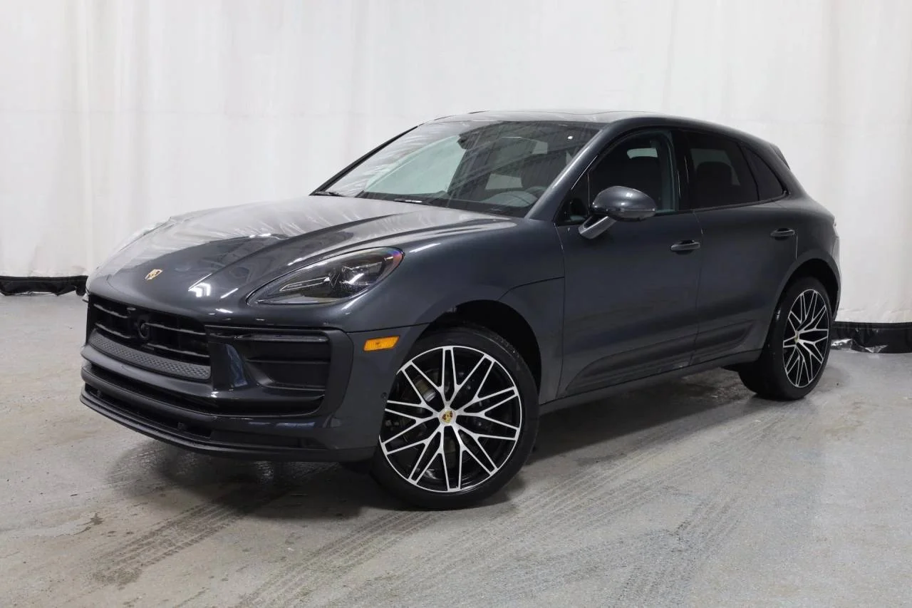 2026 Porsche Macan's photo