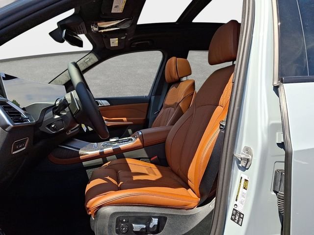 New 2027 Brooklyn Grey Metallic BMW xDrive40i image 11