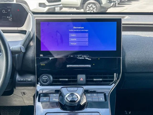 Certified Used 2023 ELEMENTAL SILVER MET Toyota  image 13