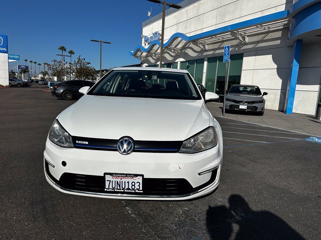 Used 2016 Volkswagen e-Golf e-Golf SE with VIN WVWKP7AU8GW911909 for sale in San Diego, CA
