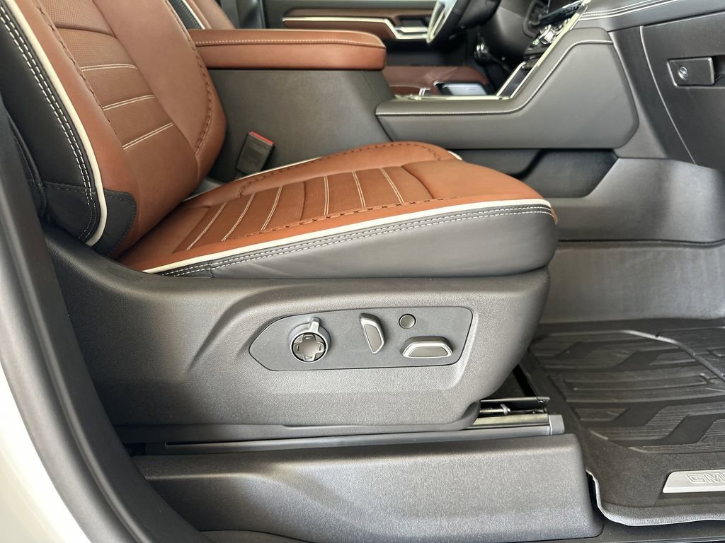 2026 GMC Sierra 3500HD Denali Ultimate - Photo 44