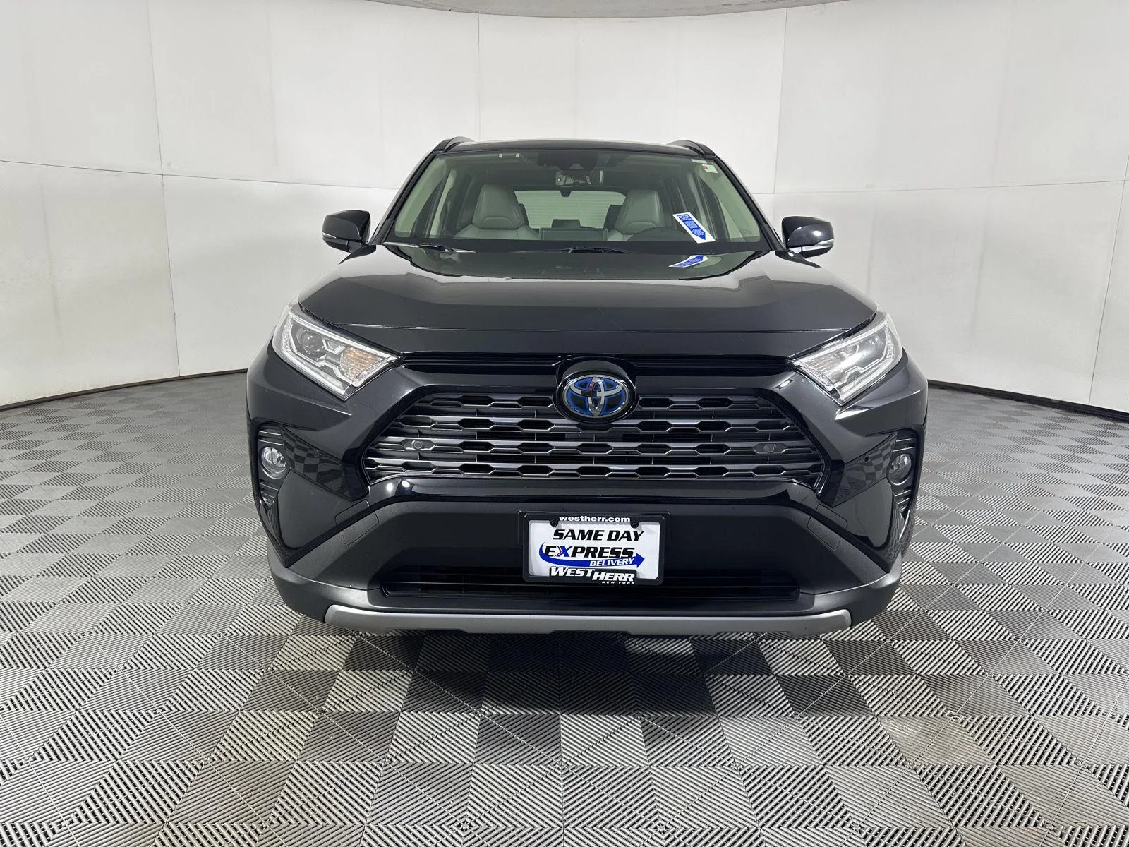 Used 2019 Midnight Black Metallic Toyota Limited image 14