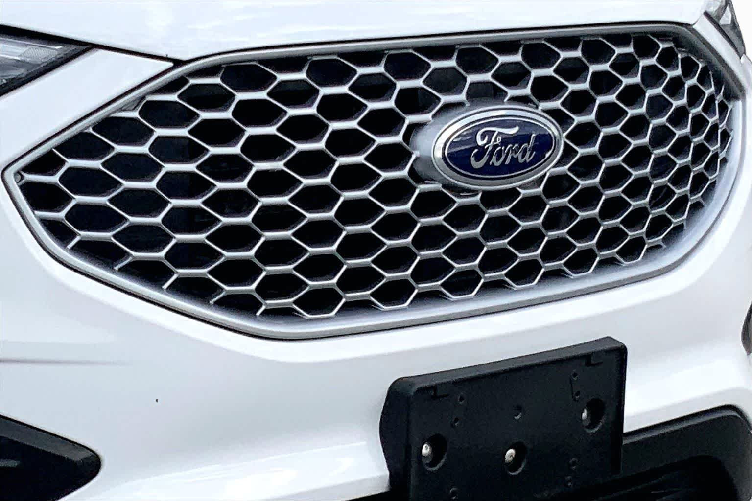 Certified Used 2024 Oxford White Ford SEL image 27
