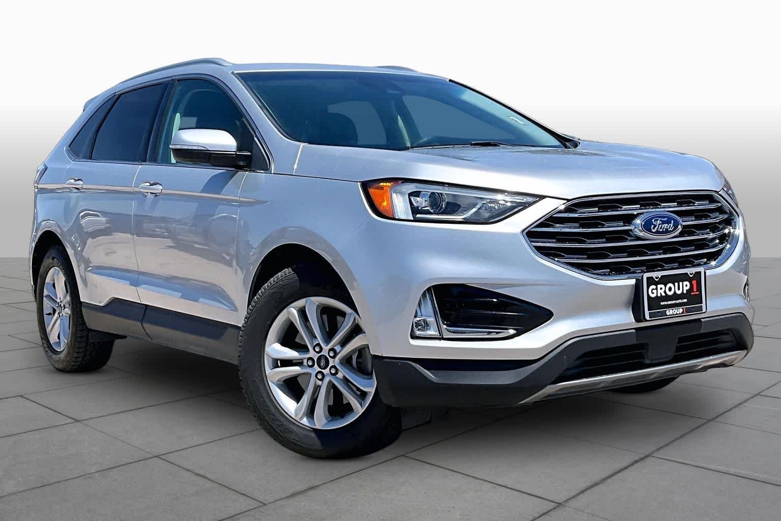 Used 2019 Ingot Silver Ford SEL image 3