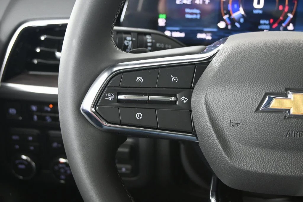 2026 Chevrolet Suburban Premier - Photo 36
